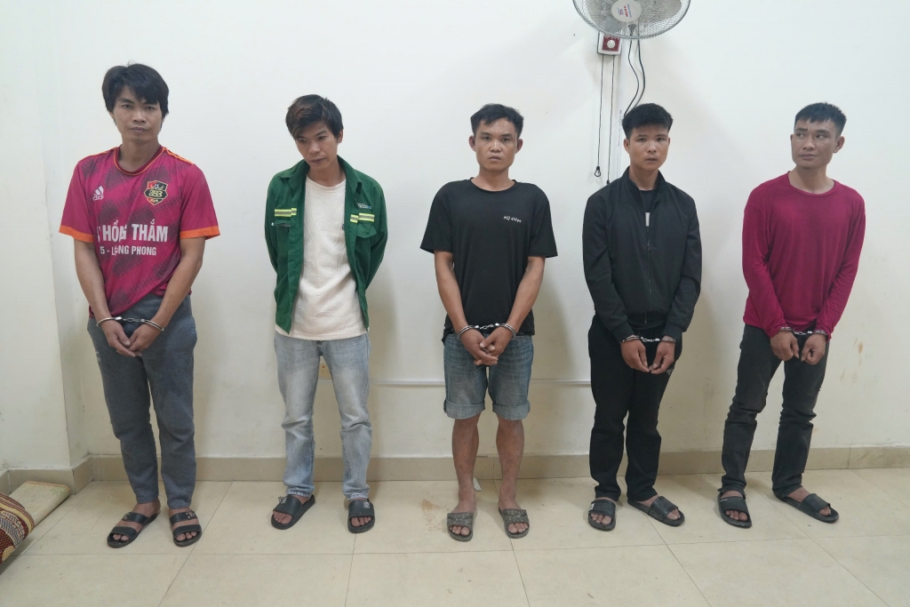 5 đối tượng cướp giật tài sản bị Cơ quan công an bắt giữ